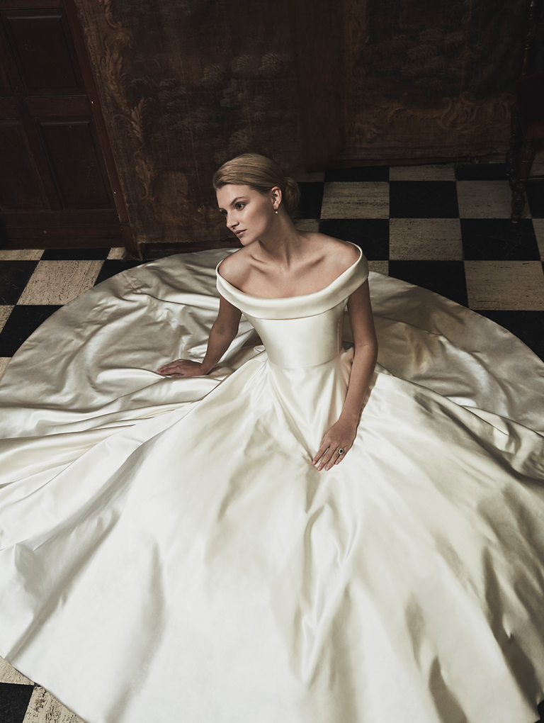 Phillipa-Lepley-Couture-Wedding-Dress-Silk-Satin-Corseted-Off-The-Shoulder-Collar-Bespoke-Wedding-Dress-London-UK