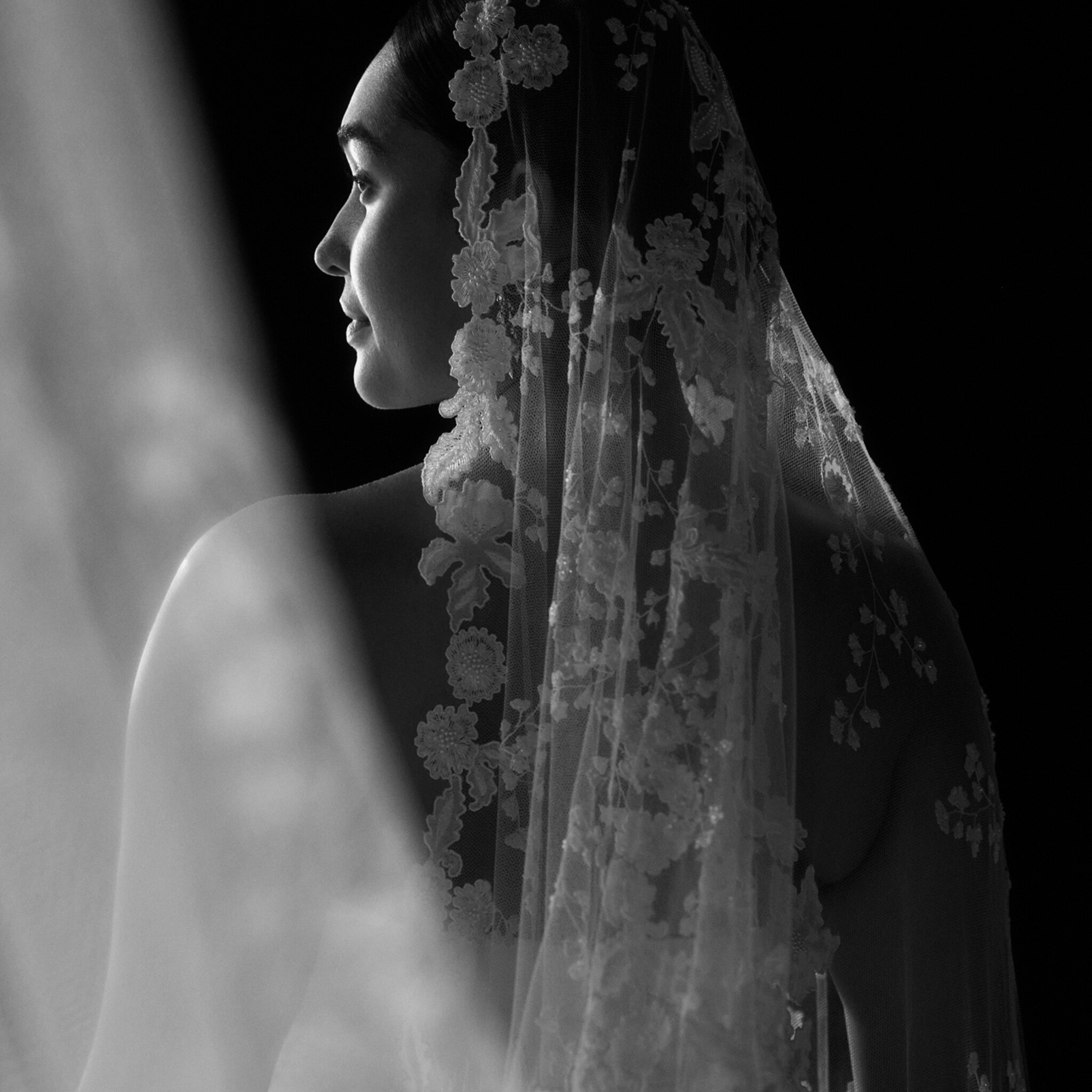 Phillipa_Lepley_Couture_Wedding_Dress_Grace_Collection_Magnificent_Maidens_Fern_Veil