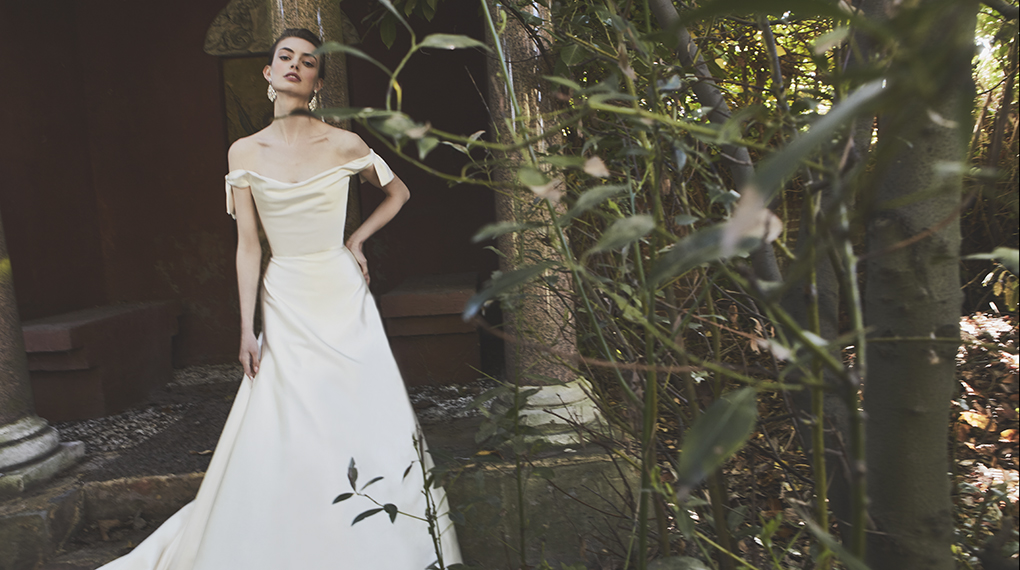 Phillipa_Lepley_Couture_Designer_Top_Tips_On_How_To_Choose_A_Wedding_Dress