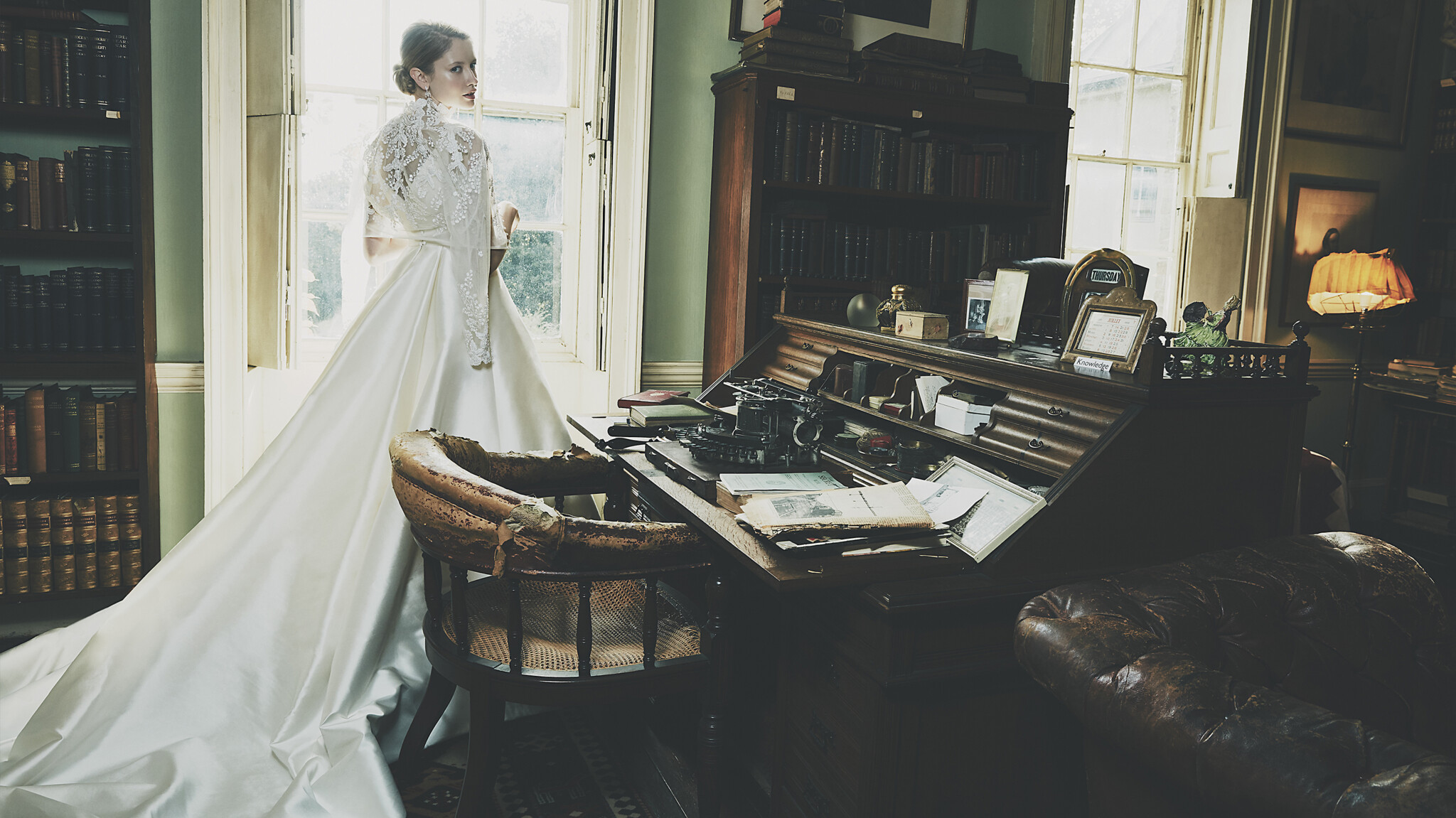 Phillipa-Lepley-Couture-Wedding-Dress-Nude-Mesange-Zibeline-Rose-Top