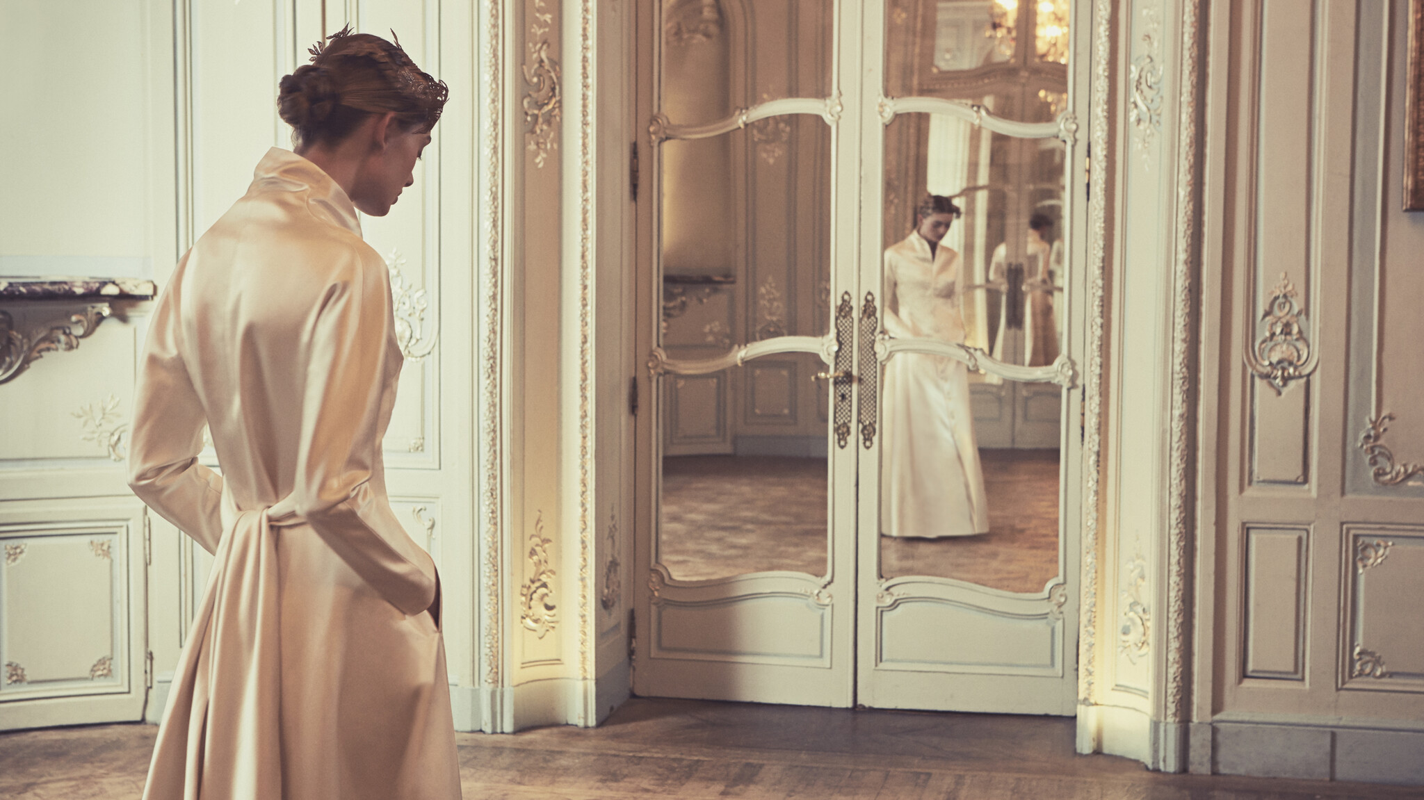 Phillipa-Lepley-Couture-Wedding-Dress-London-UK-Designer-Bespoke-Couture-Cornelia-Satin-Coat