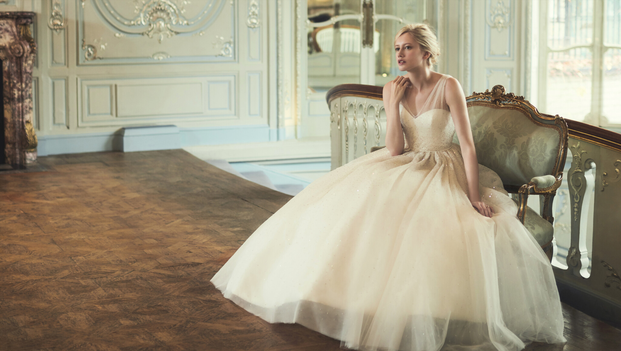 Phillipa-Lepley-Couture-Wedding-Dress-White-Cinderella