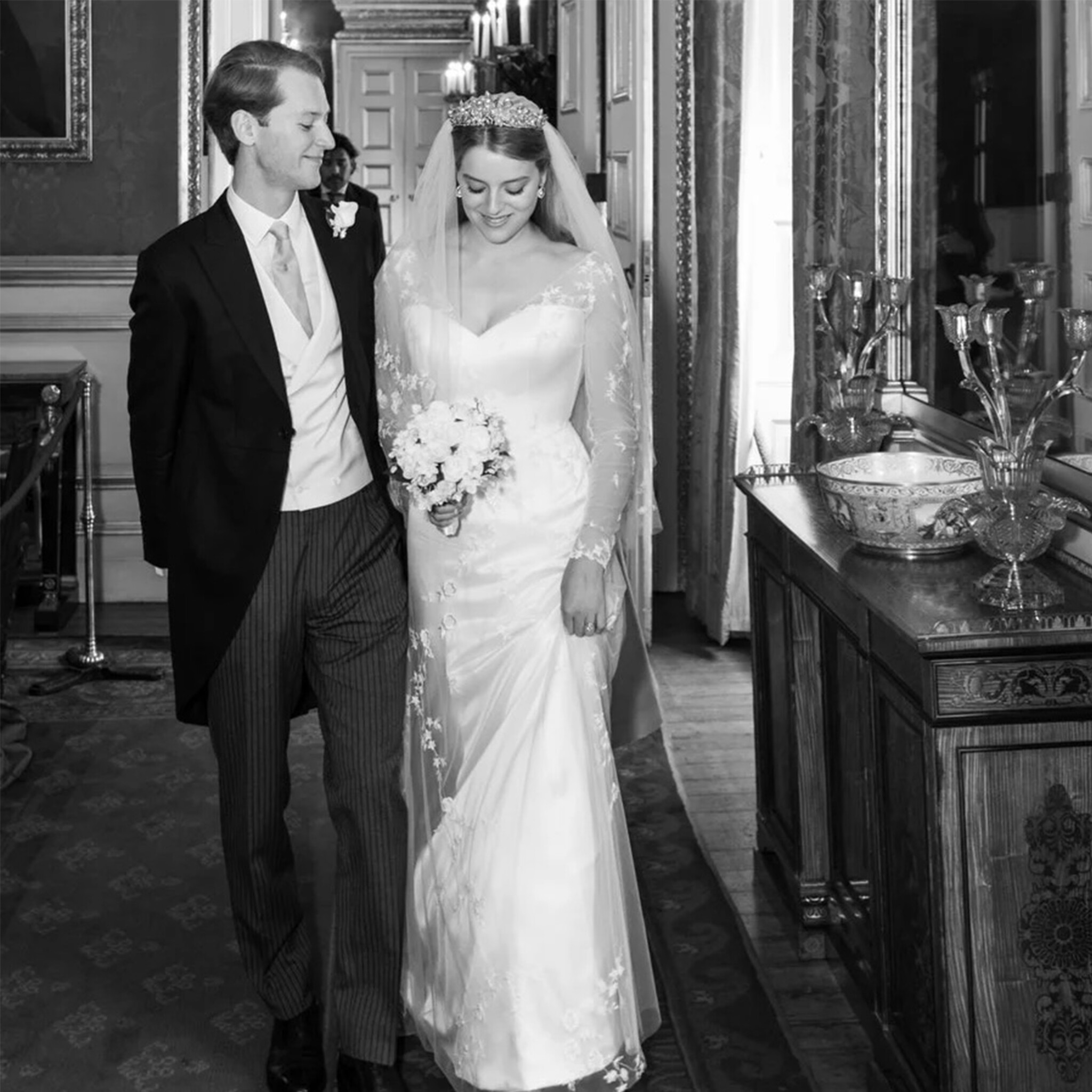 Phillipa-Lepley-Couture-Flora-Ogilvy-Vesterberg-Royal-Wedding-Real-Bride