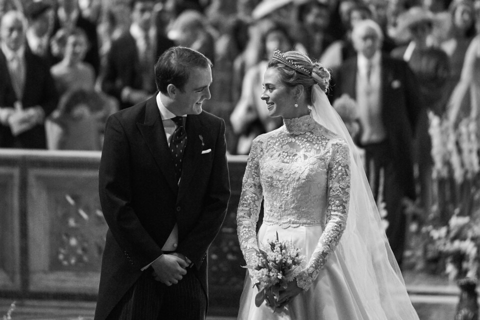 Phillipa-Lepley-Couture-Real-Bride-Lade-Charlotte-Lindesey-Bethune-Royal-Wedding
