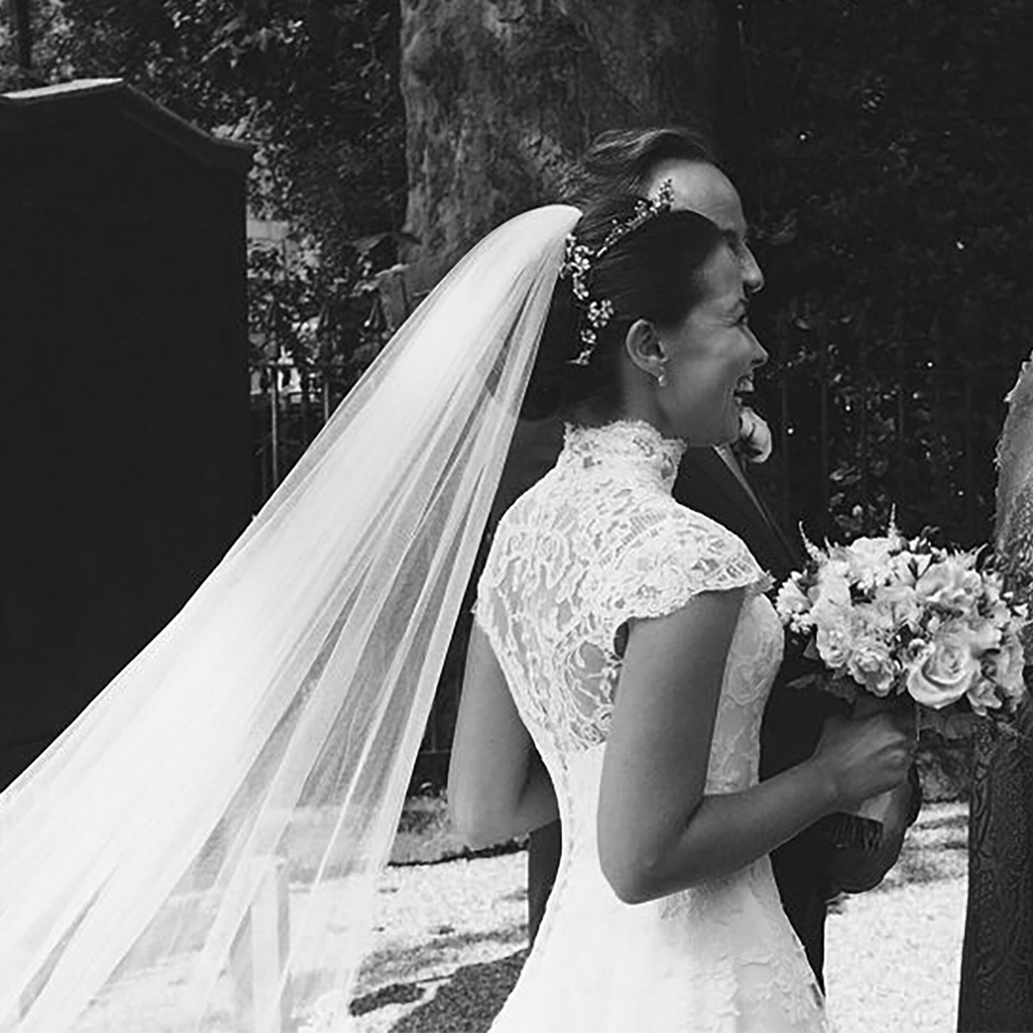 Phillipa-Lepley-Couture-Real-Bride-Serena-Guen