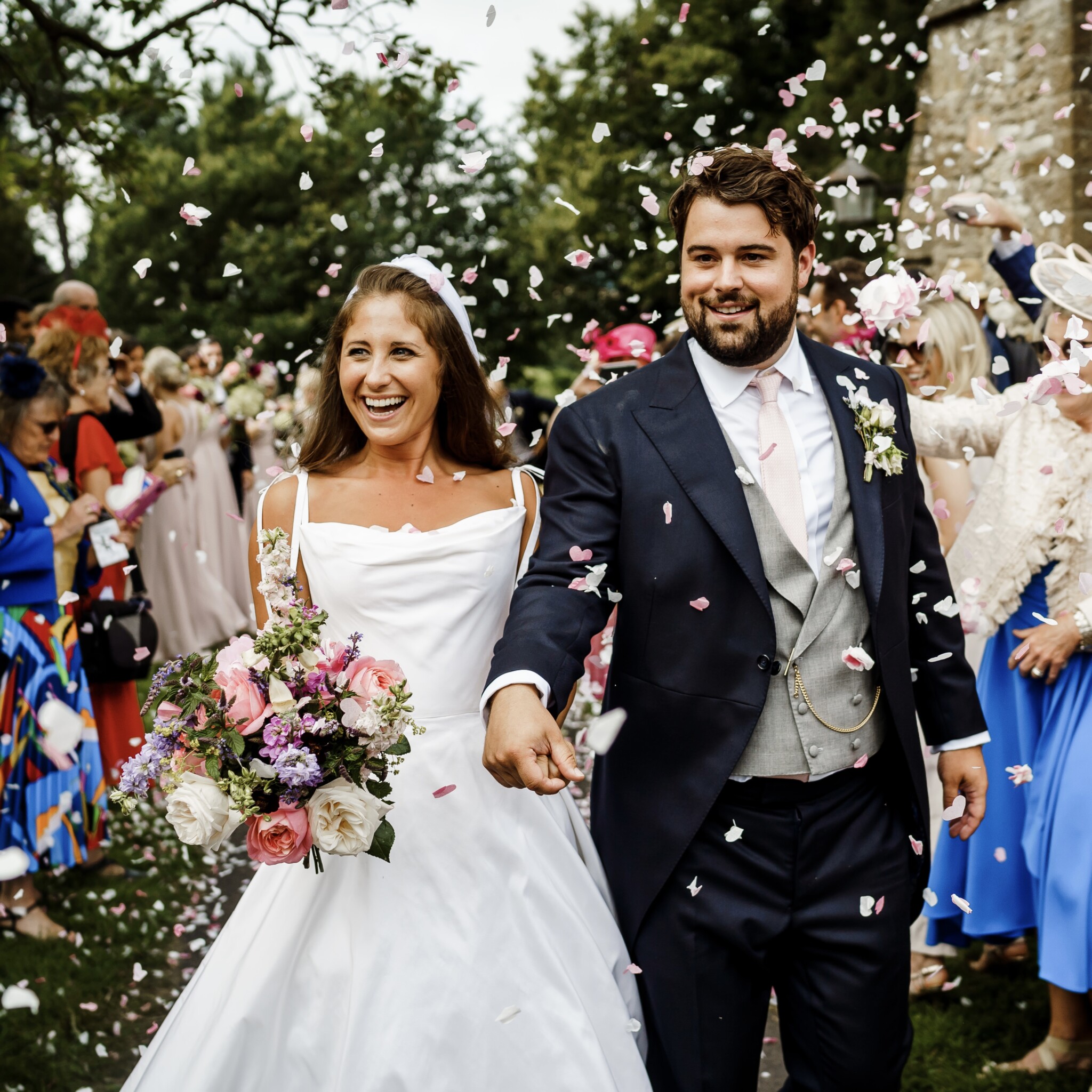 Phillipa-Lepley-Couture-Real-Bride-Anna-Toulouse-Taffeta-Bow-Veil