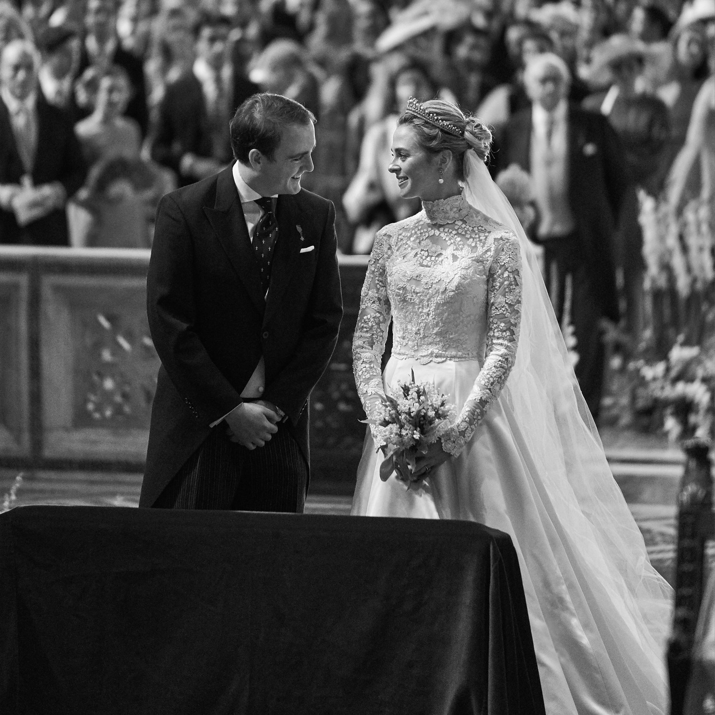 Phillipa-Lepley-Couture-Real-Bride-Royal-Wedding-Charlotte-Lindesay-Bethune