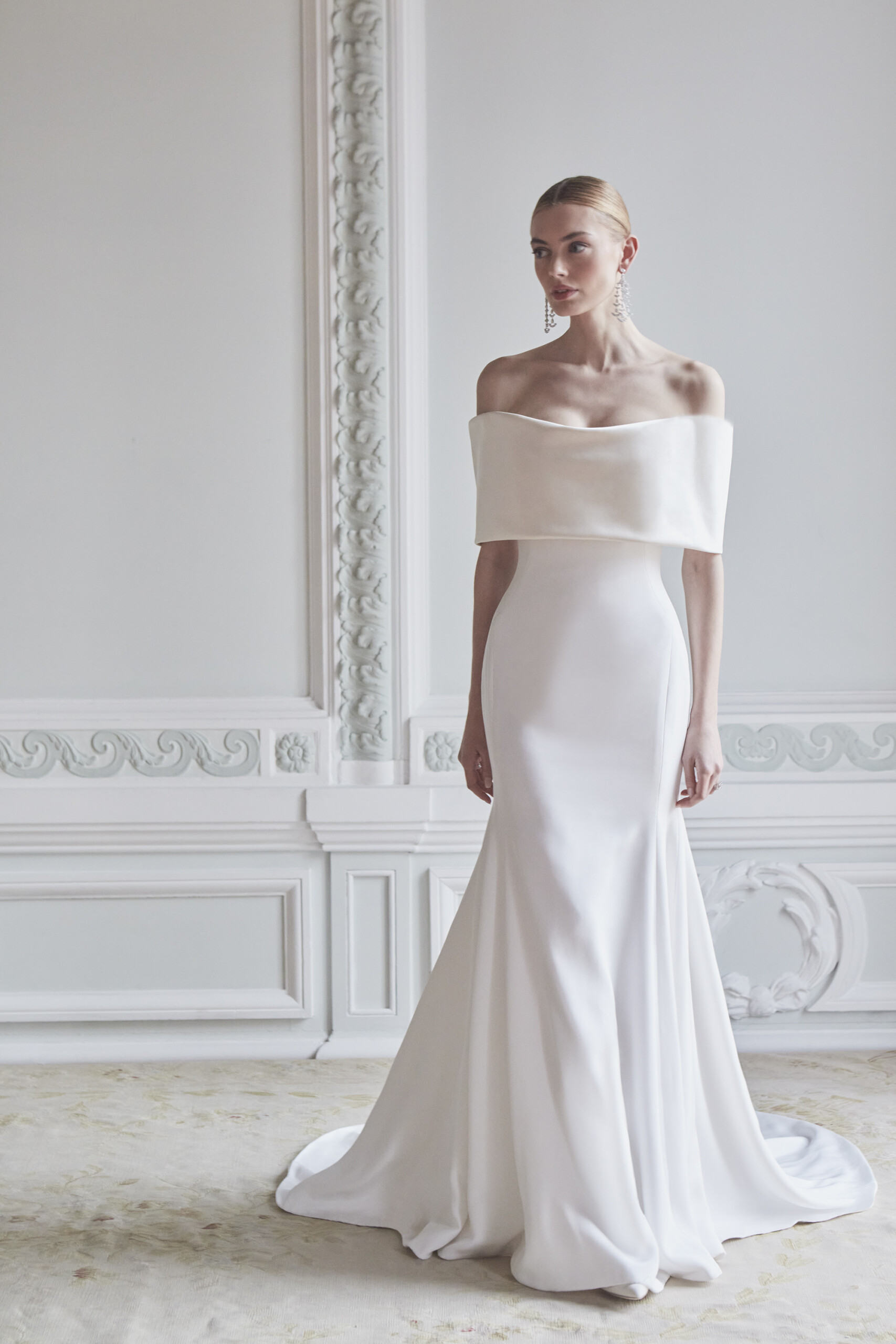 Phillipa-Lepley-Couture-Wedding-Dress-Clarabeau-Rimini-Satin-Drape-3