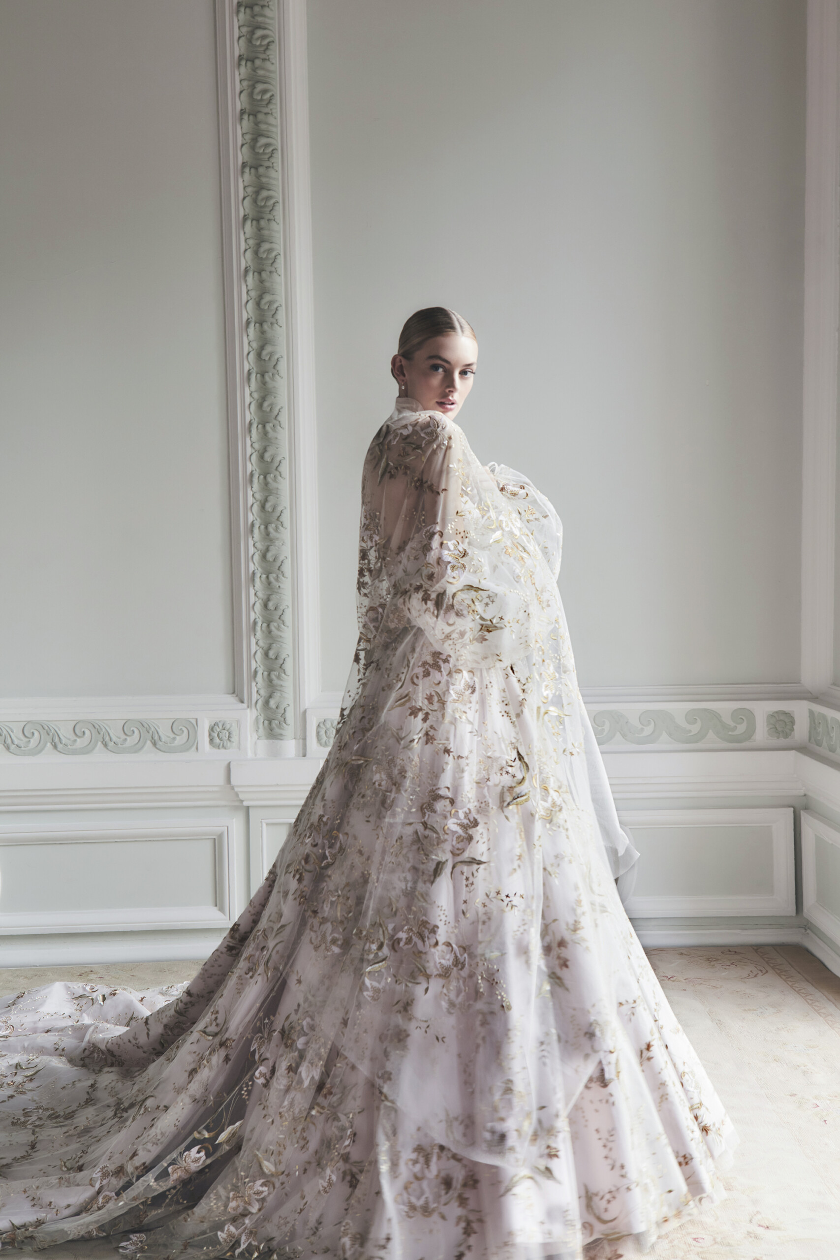 Phillipa-Lepley-Couture-Wedding-Dress-Toulouse-Stargazer