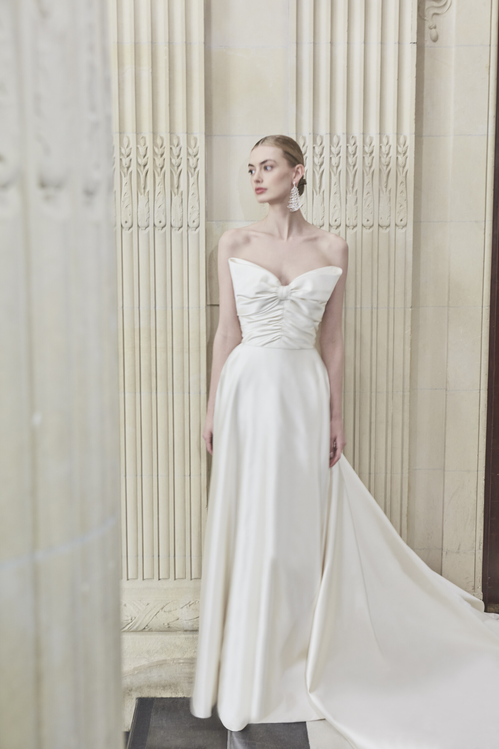 Phillipa-Lepley-Couture-Wedding-Dress-Vienna-Con-Amore