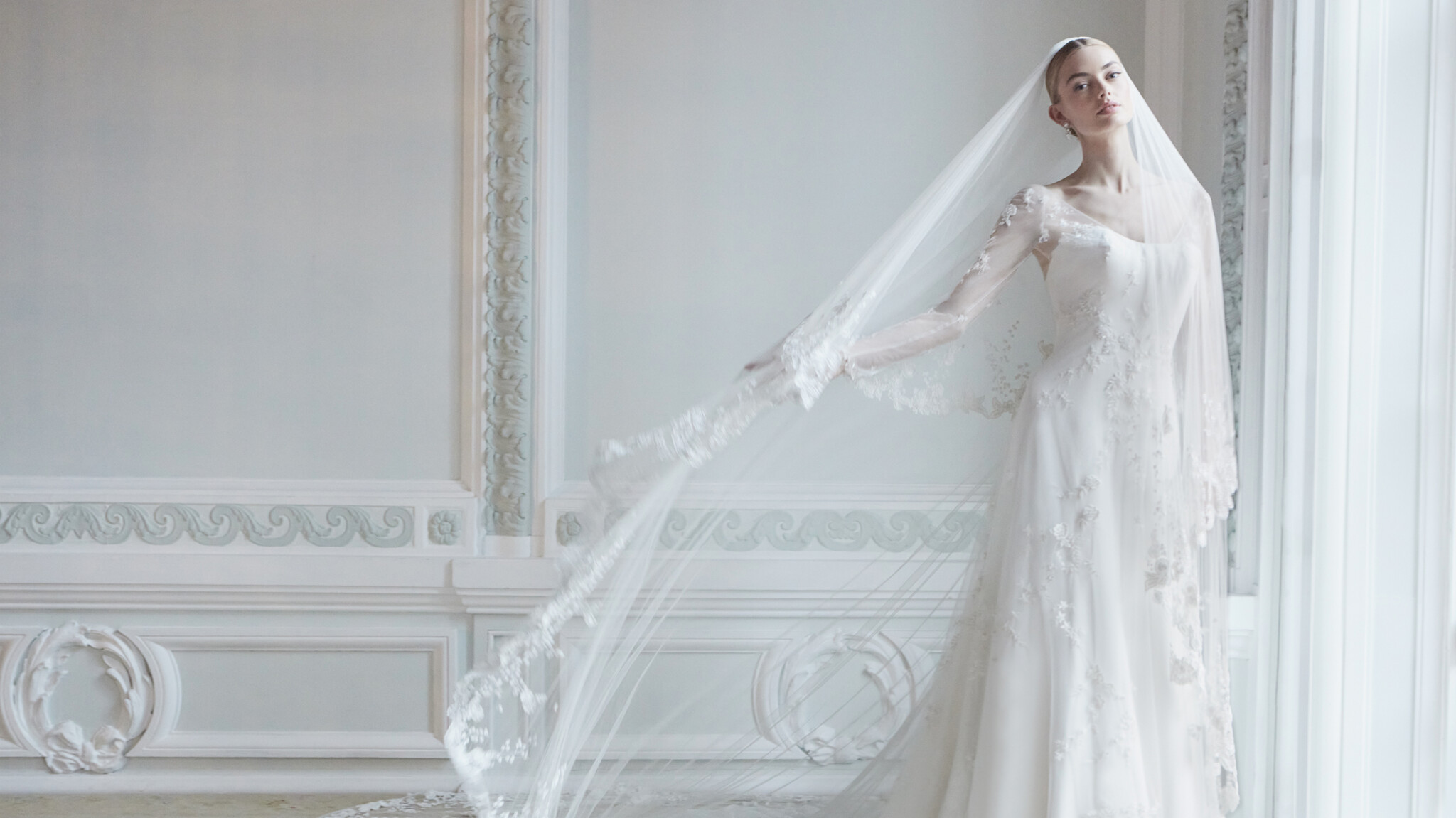 Phillipa-Lepley-Couture-Magnolia-Jasmine-1
