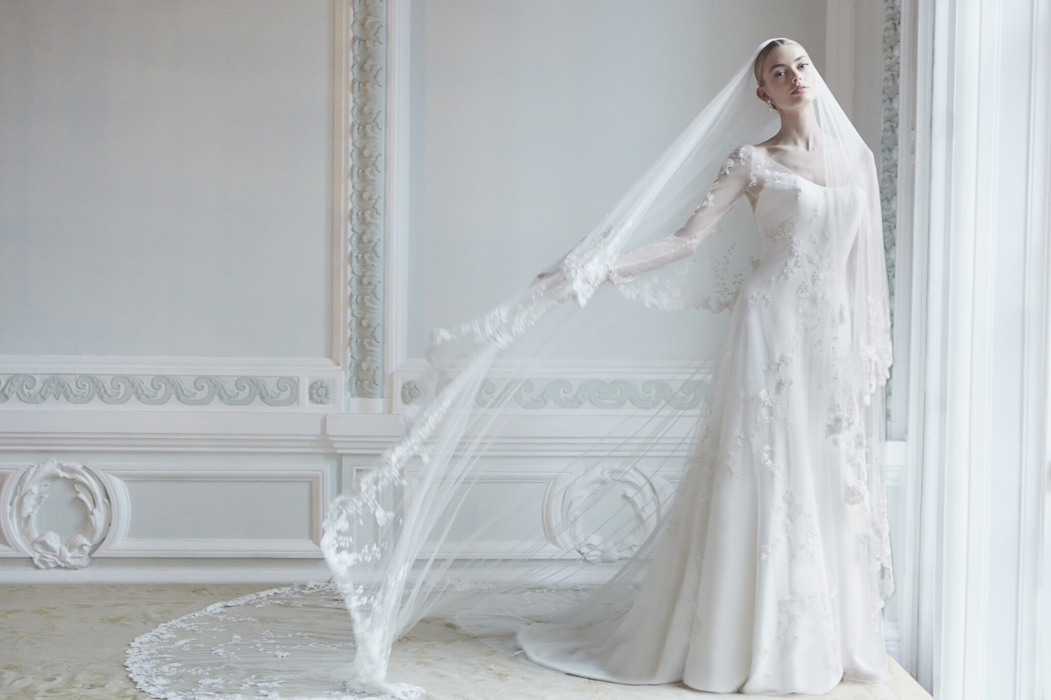 Phillipa-Lepley-Couture-Wedding-Dress-Nude-Tallulah-Crepe-With-Thomasina-Woodland-Jasmine-Overlay-1