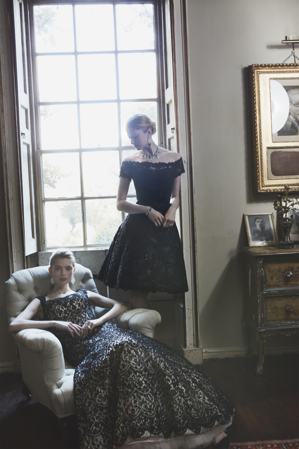 Phillipa-Lepley-Couture-Wedding-Dress-Bespoke-Eveningwear-Black-Beaded-Tamsin-Evening-Gown-Casablanca-Rousseau-Noir