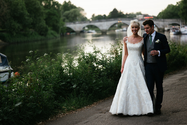 Phillipa_Lepley_Bride_Megan_Baby_Olinda_Mixed_Briar_Roses_Plain_Two_Tier_Silk_Veil