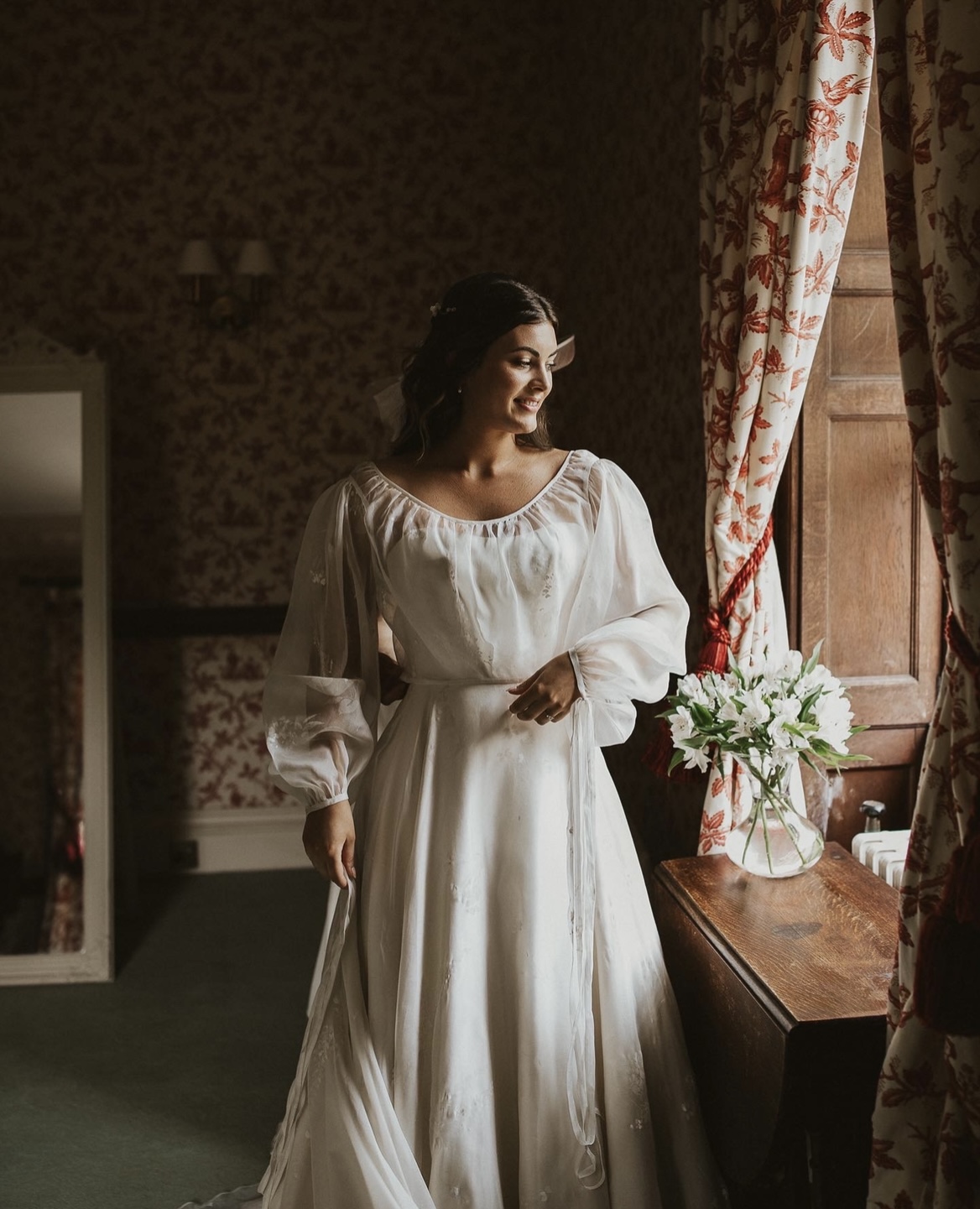 Phillipa_Lepley_Bride_Sophie_Vienna_Wisteria_Organza