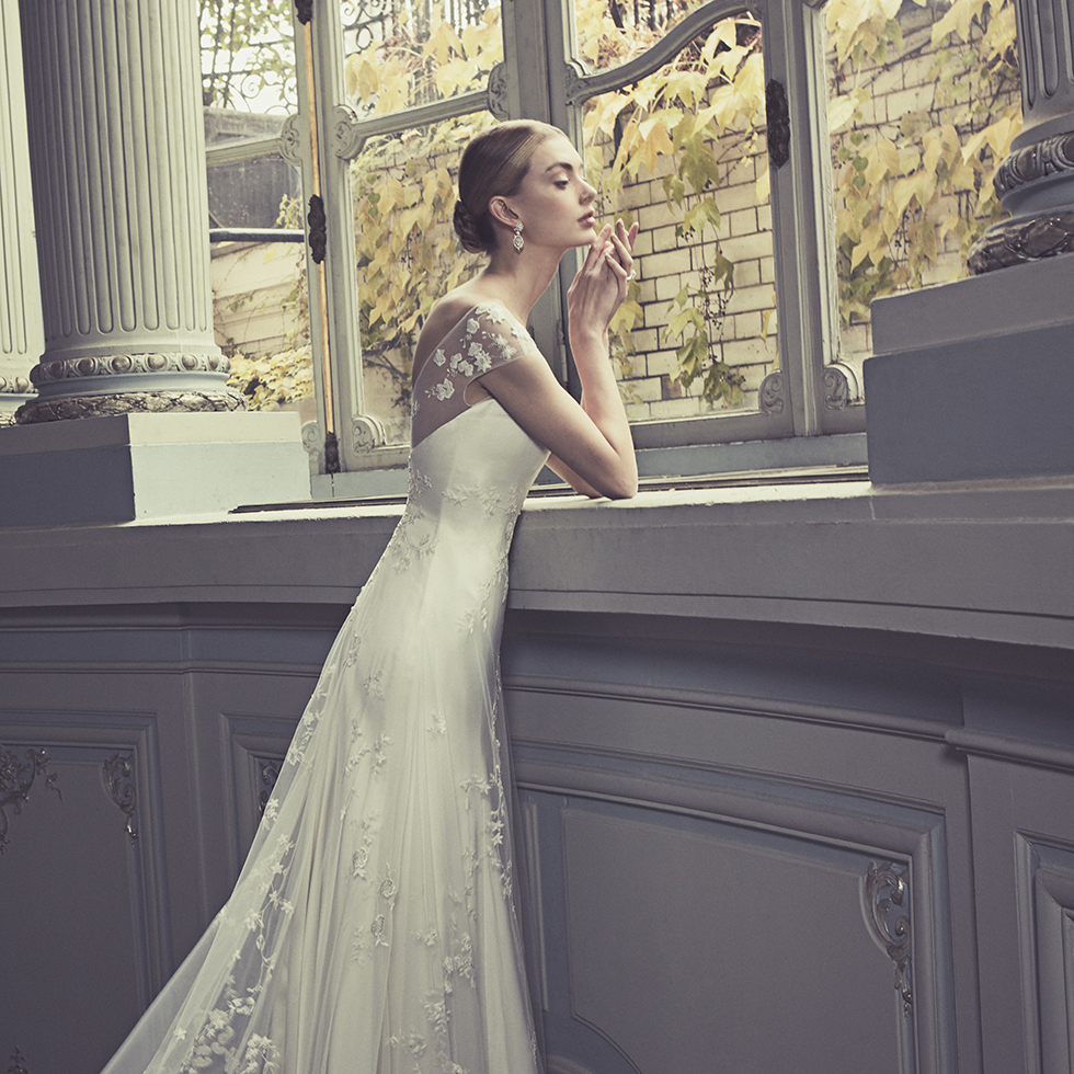 Phillipa-Lepley-Couture-Wedding-Dress-London-UK-Designer-Bespoke-Thomasina-Magnolia-Jasmine-V-Neckline-Corset-Tulle-Overlay-Embellished-Embroidered-Floral-Wedding-Gown