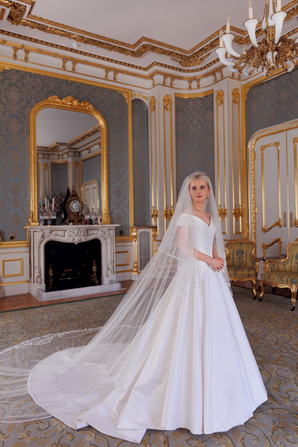 phillipa-lepley-bride-skylar-phillipa-lepley