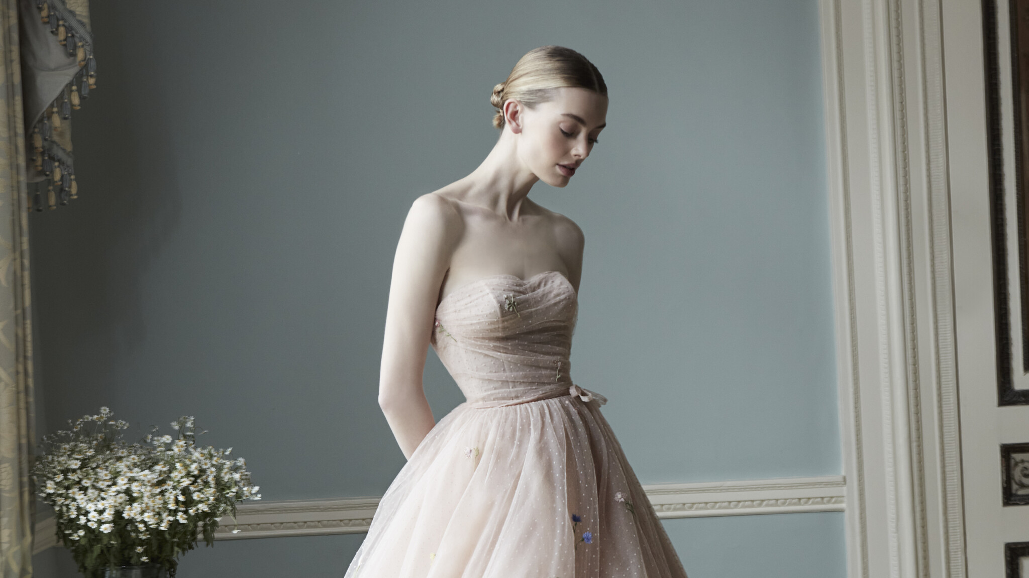 Phillipa-Lepley-Couture-Eveningwear-The-Meadow-Corset-And-Skirt