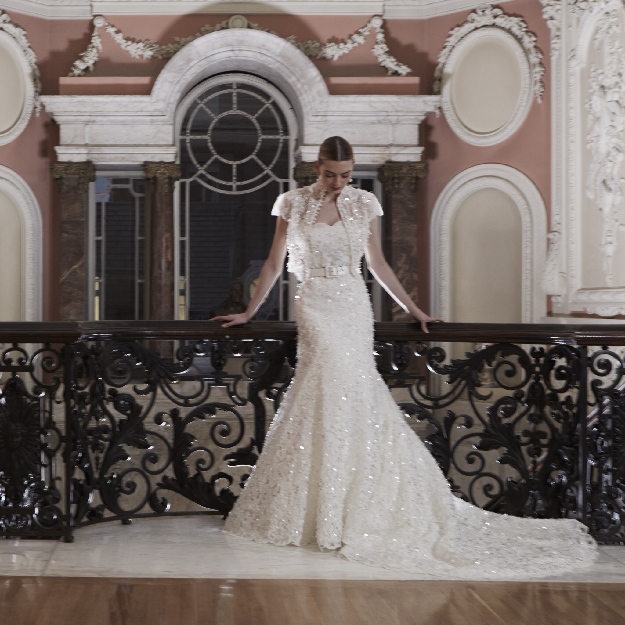 Phillipa-Lepley-Couture-Wedding-Dress-Pivoine-Lace-Muse