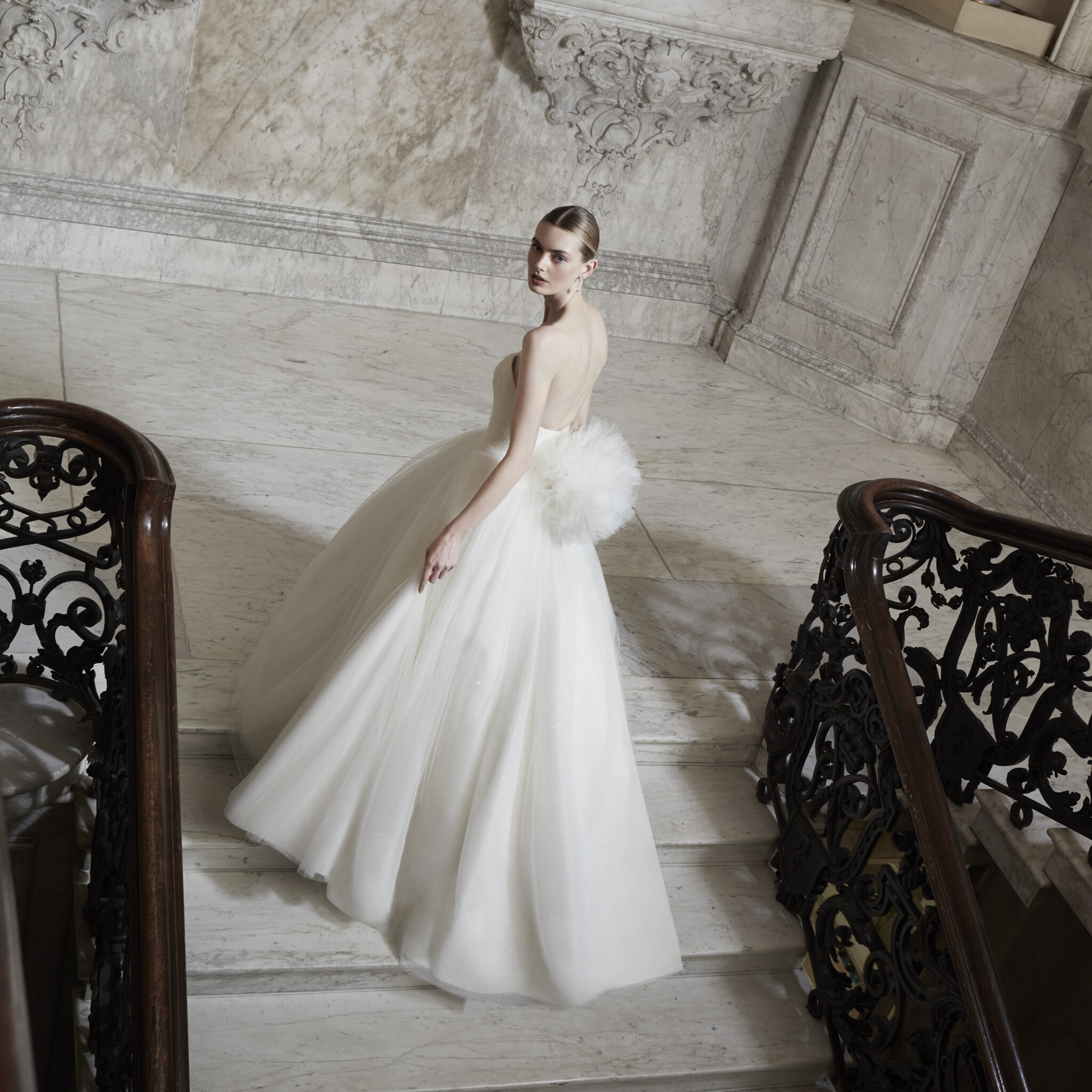 Phillipa-Lepley-Couture-Wedding-Dress-Toulouse-Twinkle-Tulle