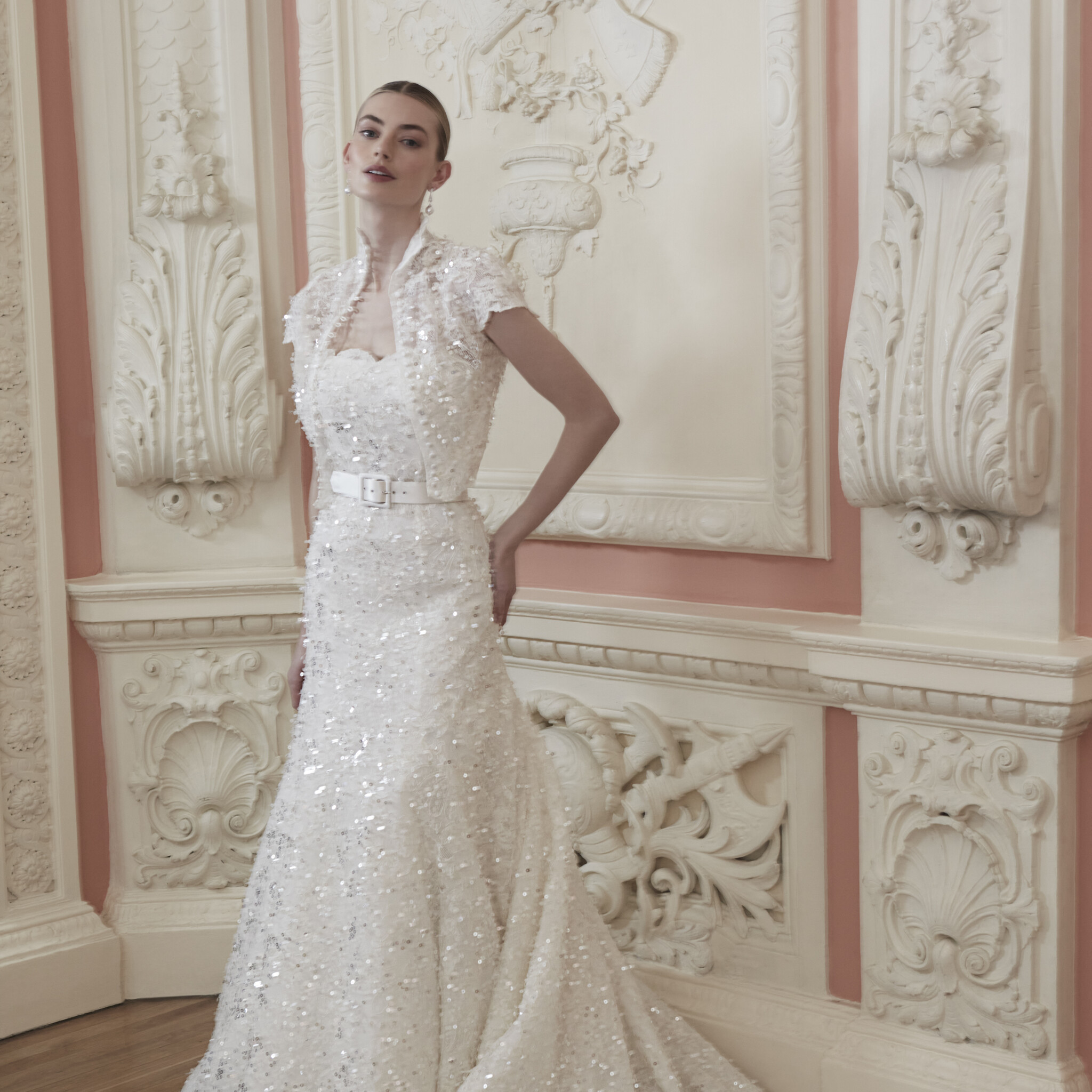 Phillipa-Lepley-Couture-Wedding-Dress-Pivoine-Lace-Muse