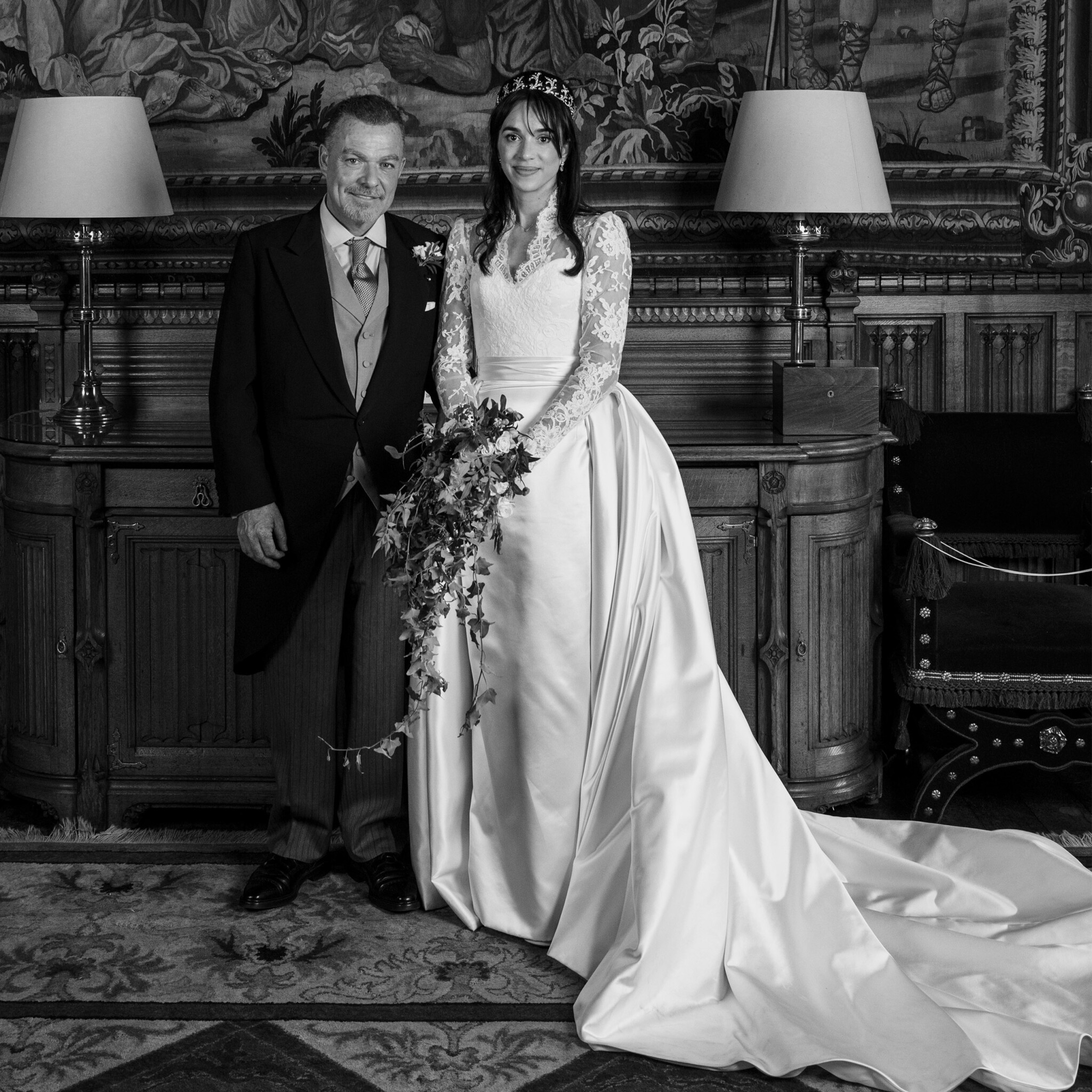 Phillipa-Lepley-Bride-Imogen-01