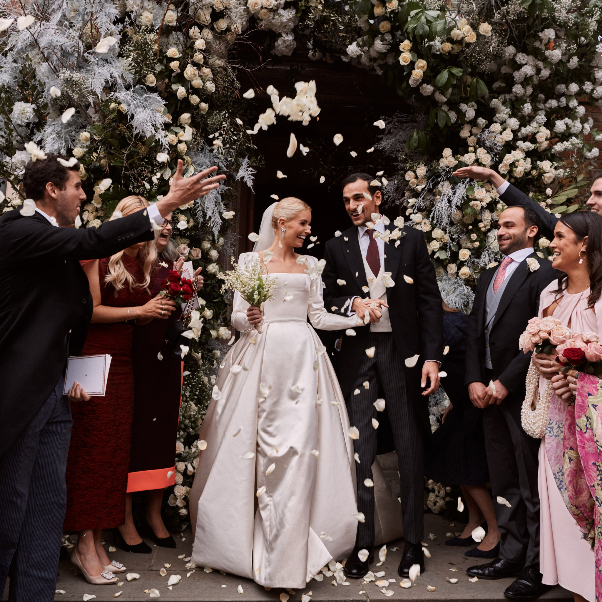 Phillipa_Lepley_Bride_Madeleine_Duchess_Satin_Square_Neckline_Bespoke_Buttercup_Lace_Veil