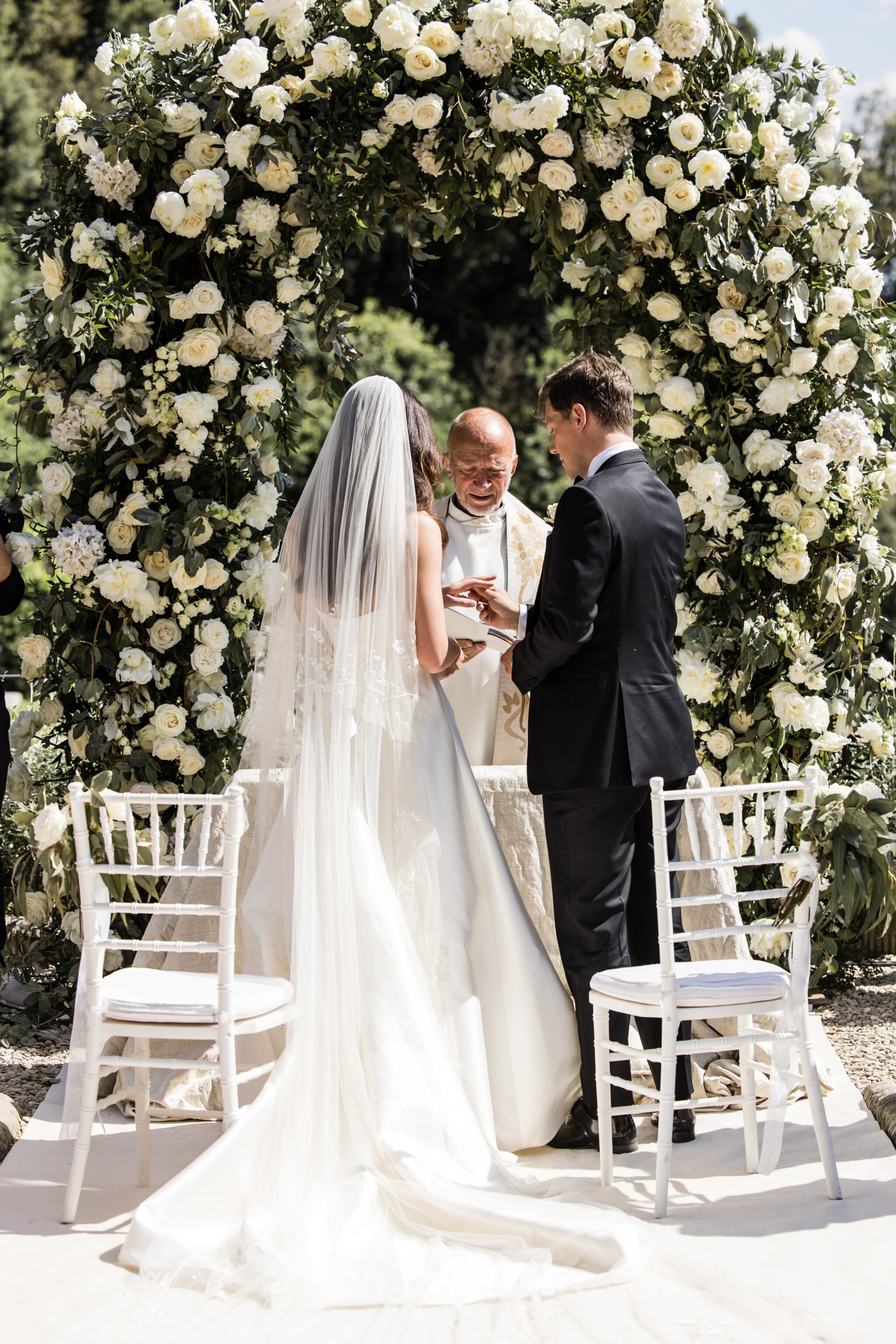Phillipa_Lepley_Bride_Christine_Bespoke_Zibeline_Dress