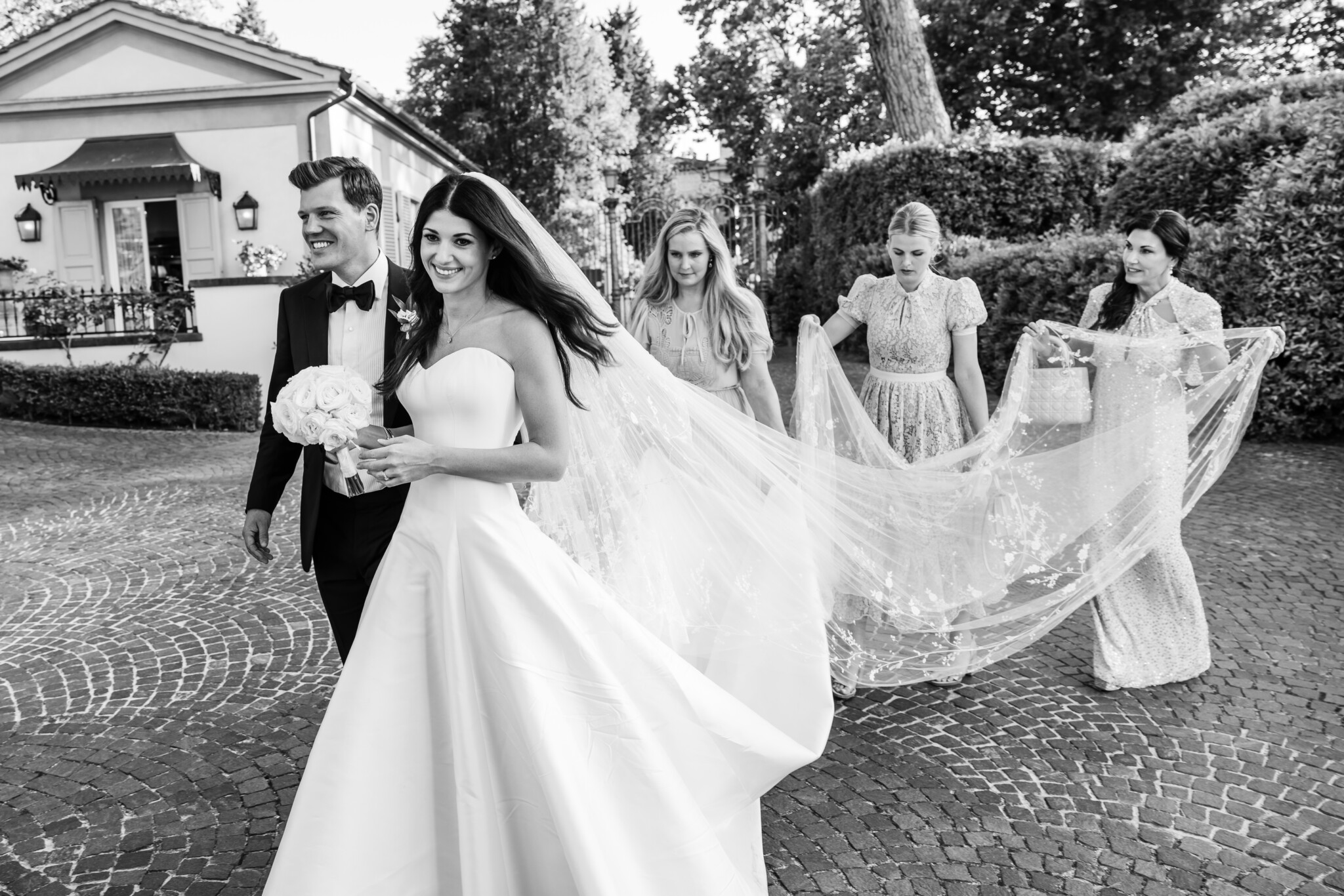 Phillipa_Lepley_Bride_Christine_Bespoke_Zibeline_Dress_Frothy_Flowers_Veil