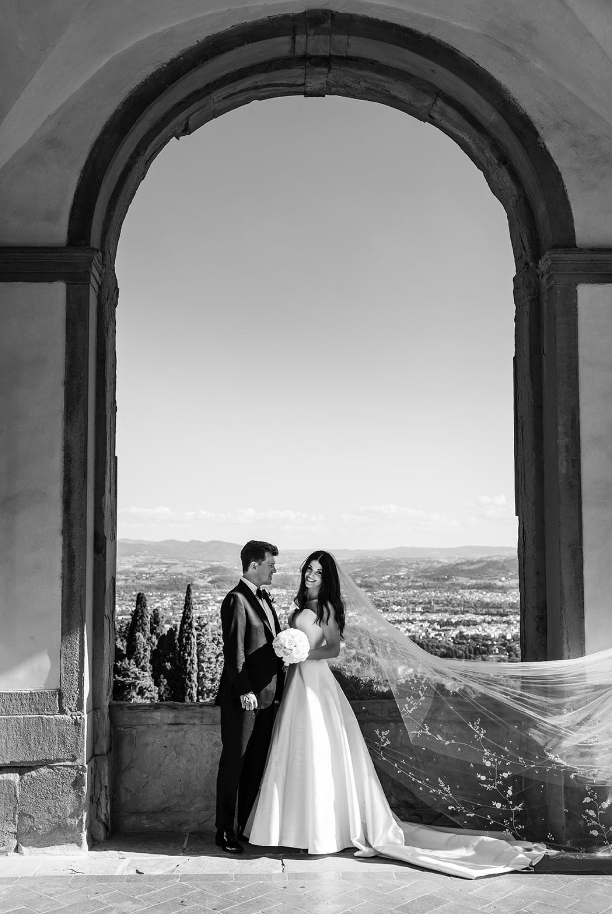 Phillipa_Lepley_Bride_Christine_Bespoke_Zibeline_Dress_Frothy_Flowers_Veil