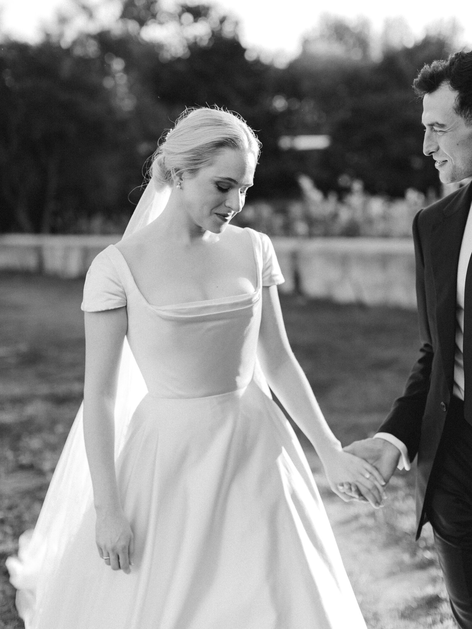 Phillipa Lepley Bride Caroline De Chastelain