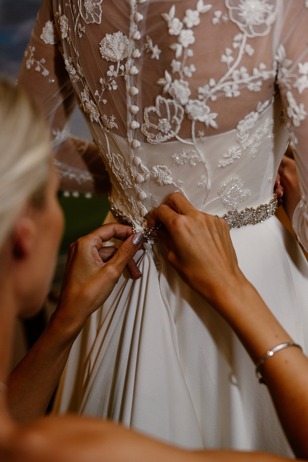 Phillipa_Lepley_Bride_Lily_Long_Sleeve_Embroidered_Satin_Wedding_Dress