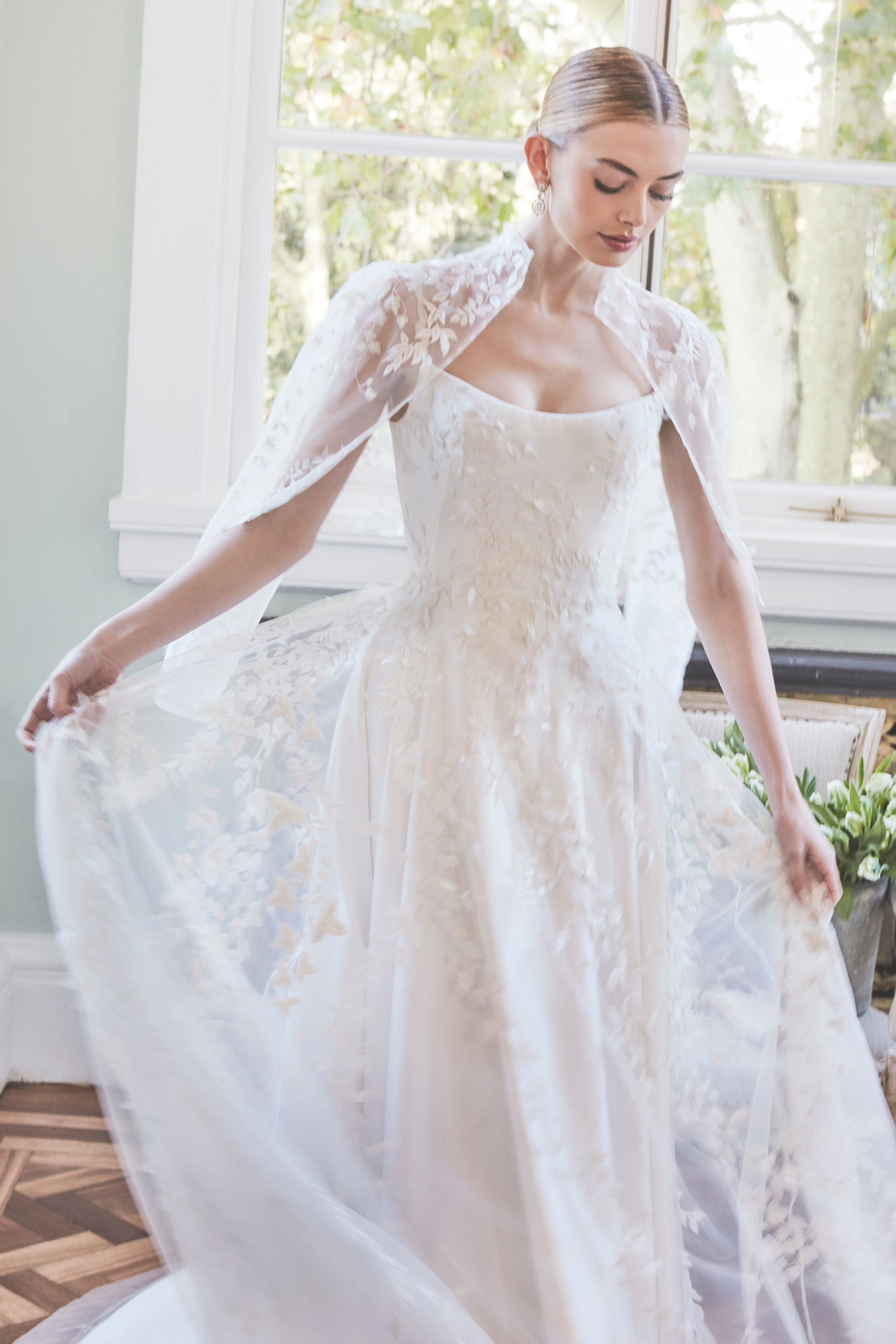 Phillipa-Lepley-Couture-Wedding-Dress-Woodland-Leaves
