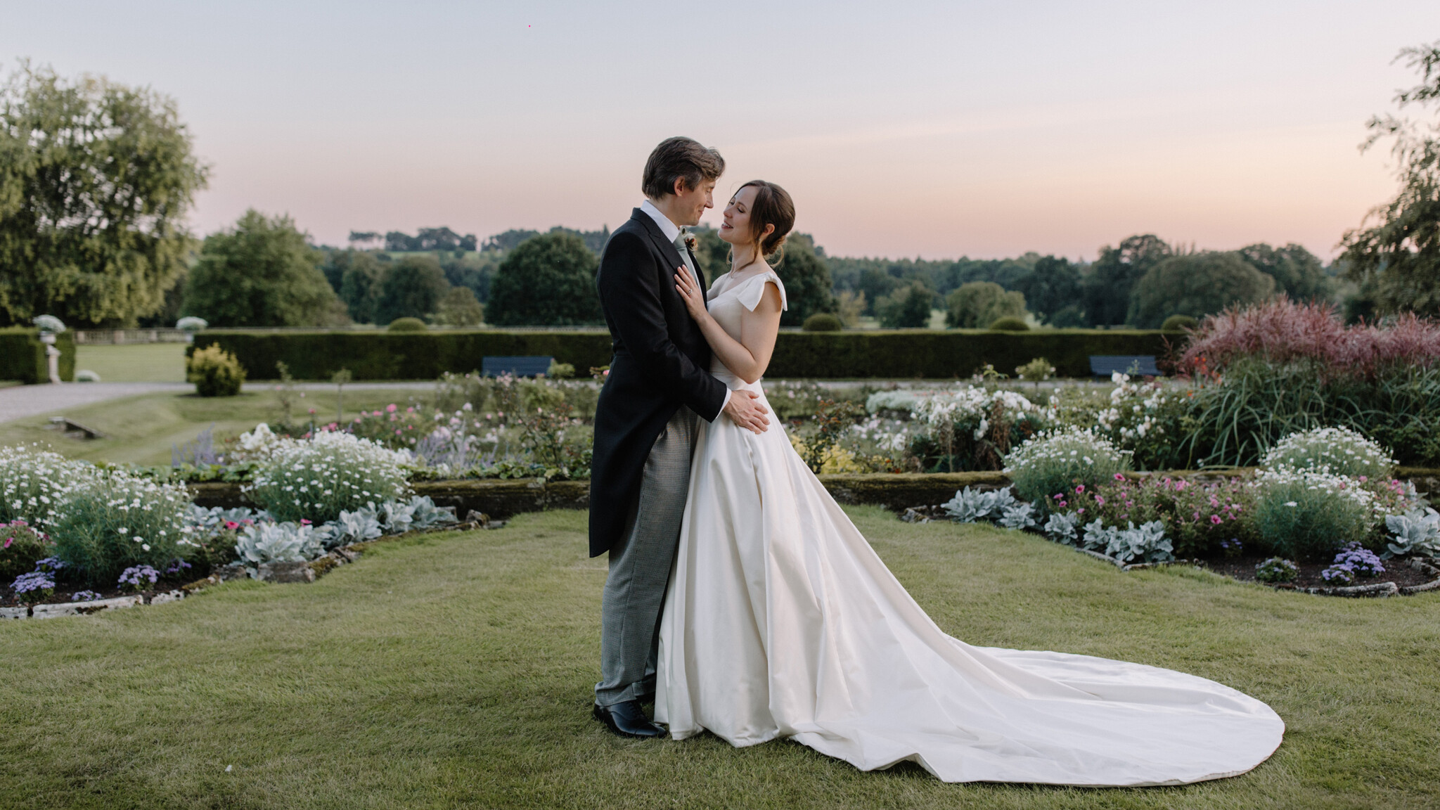 Phillipa Lepley Bride Emma Bespoke Duchess Satin Wedding Dress With Bows
