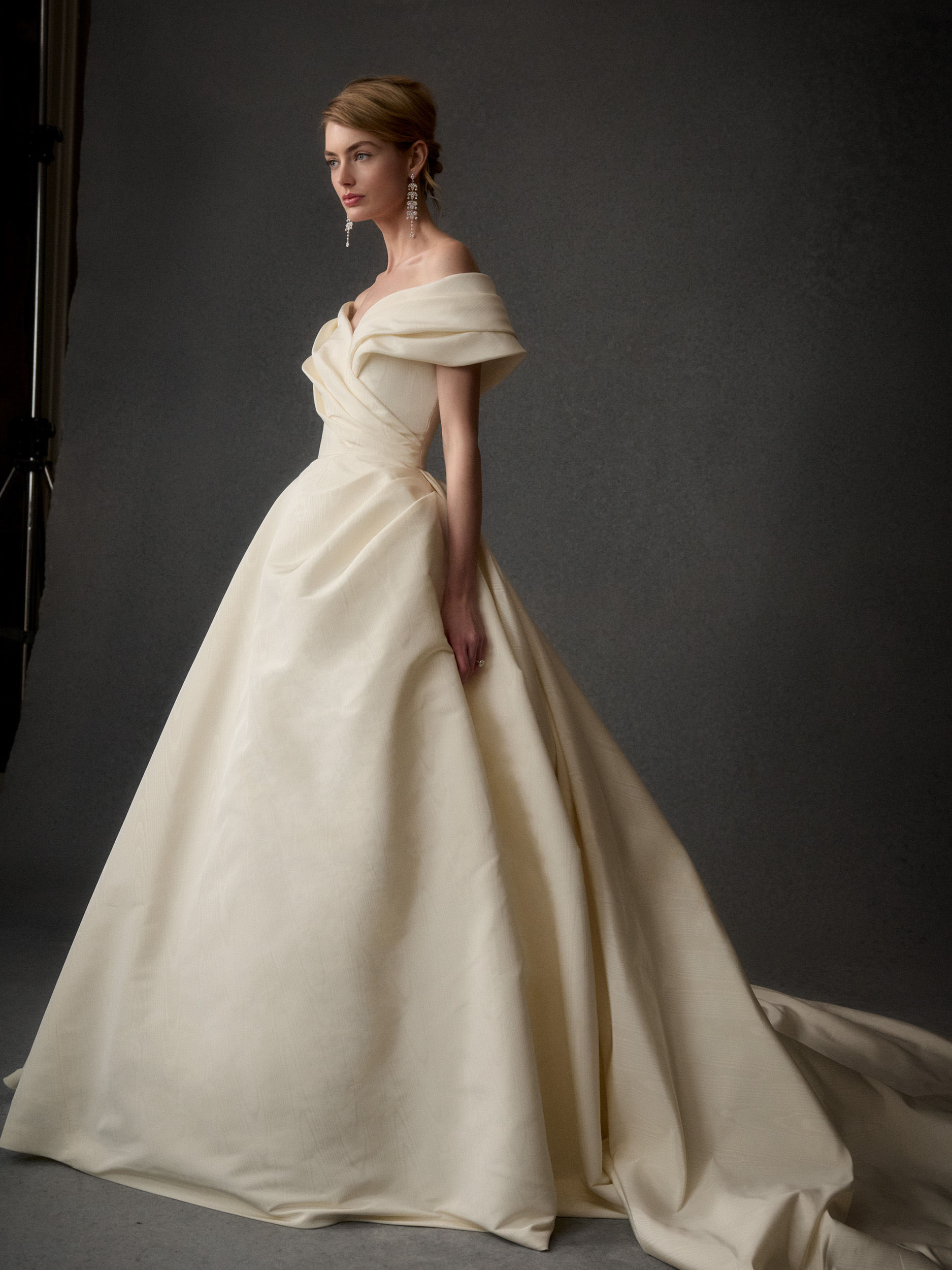 Phillipa_Lepley_Couture_Wedding_Dress_Radiance_Collection_Magnificent_Moire