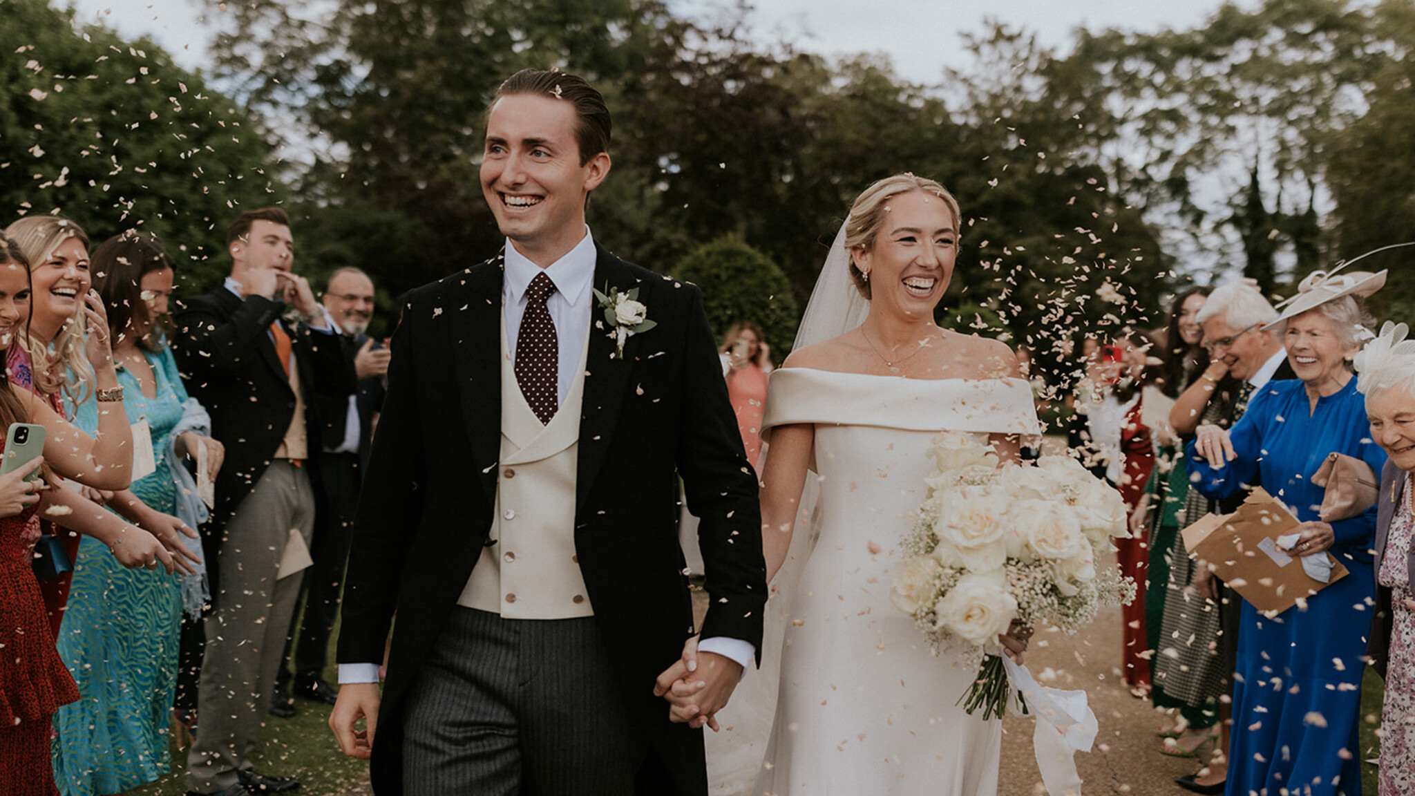Phillipa Lepley bride Pollyanna Modern Slim Crepe Couture Wedding Dress With Satin Collar Hand Embroidered Veil