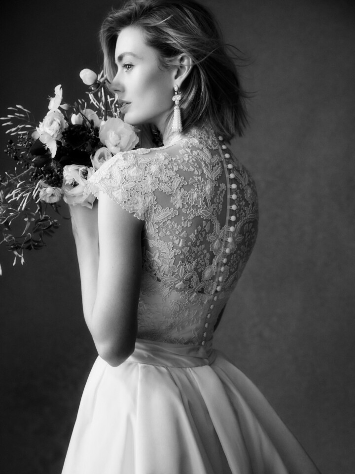 Phillipa Lepley Couture Wedding Dress Radiance Collection Moulante Maiden’s Fern
