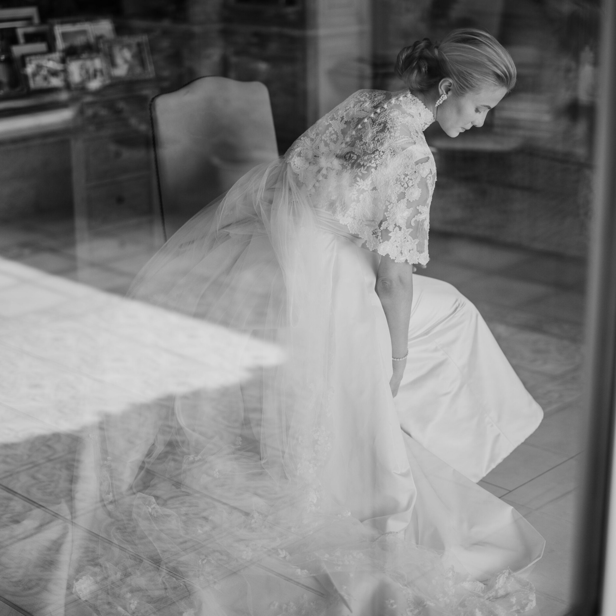 Princess_Aisha_bint_Faisal_of_Jordan_Wears_Bespoke_Phillipa_Lepley_Wedding_Dress_ for_Jordanian_Royal_Wedding