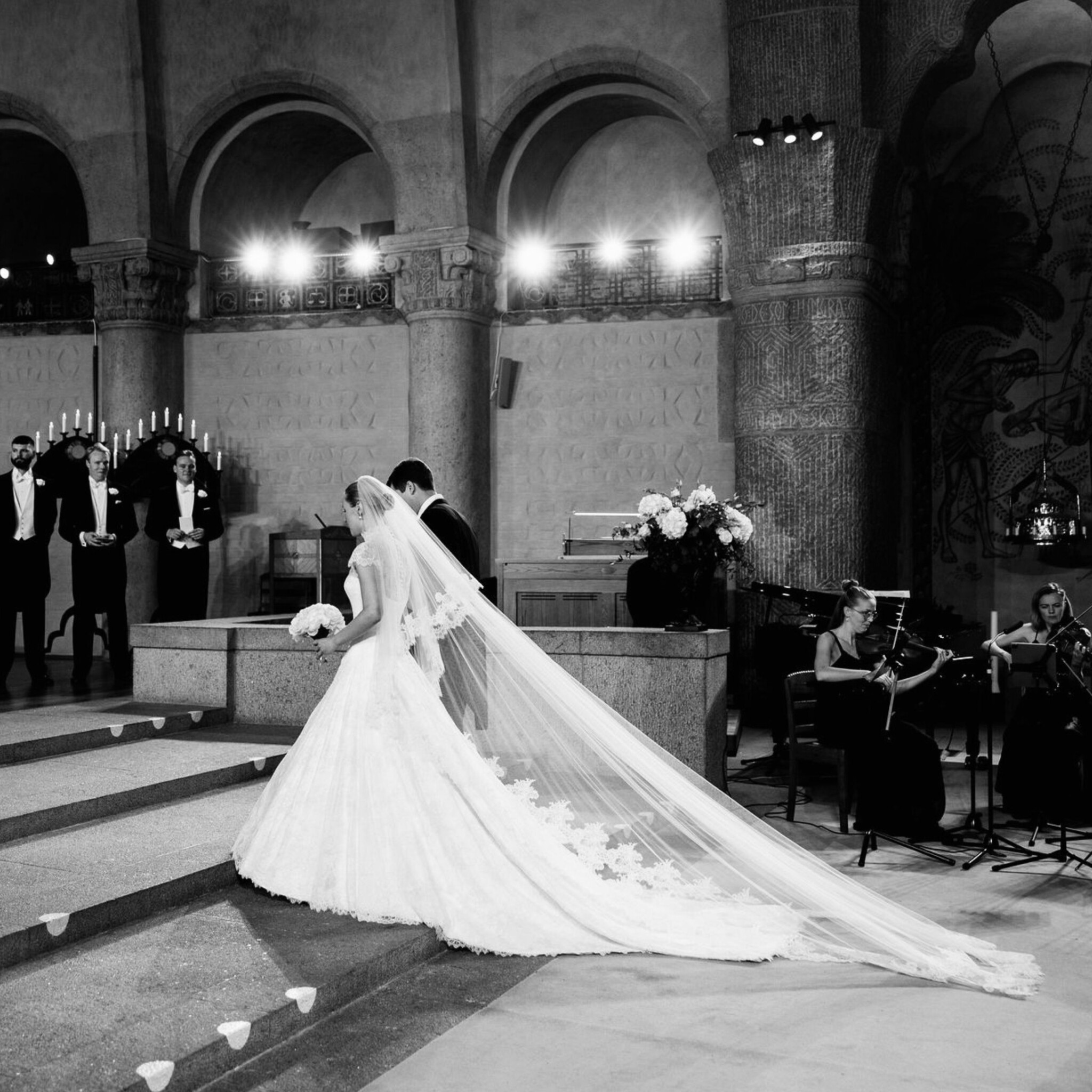 Phillipa_Lepley_Bride_Hedvig_High_Neck_Lace_Wedding_Dress_And_Lace_Veil