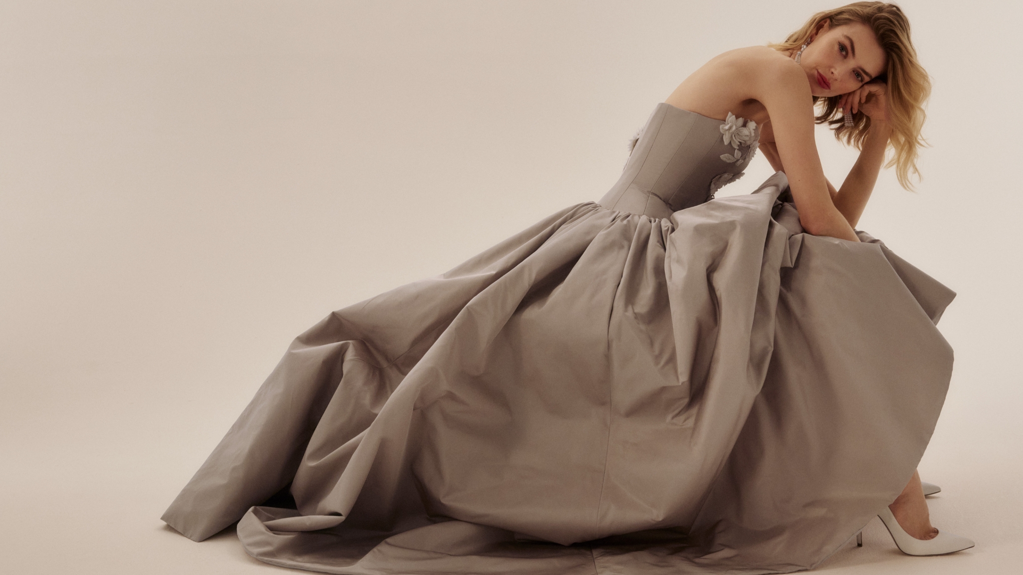 Phillipa_Lepley_Couture_Wedding_Dress_Grace_Collection_Ice_Fleurs