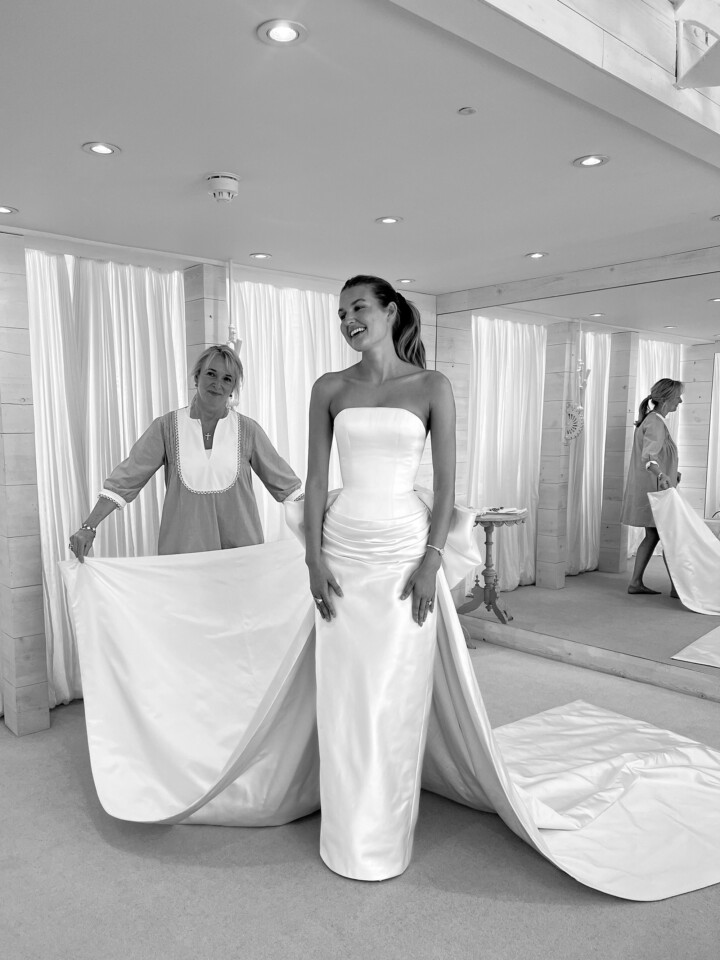 Phillipa Lepley bride Sara Walker Vogue Weddings Italian Duchess Satin Wedding Dress With Oversized Bow Seattle Wedding